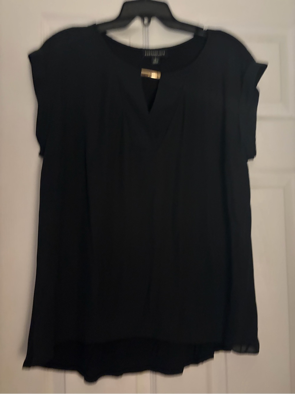Fortune & Ivy Black Cap-Sleeve V-Neck Blouse